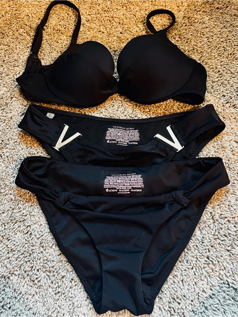 Victoria’s Secret Black 3 Piece Bikini 34B & 2 styles black XS bottoms